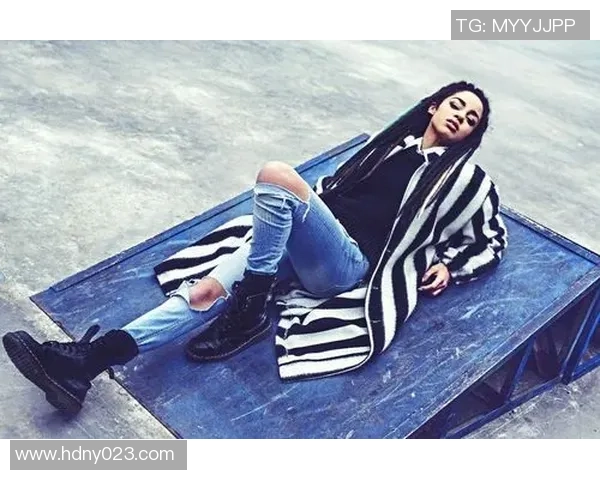 脏辫足球明星崛起，挑战世界足坛新高峰展示个人风采